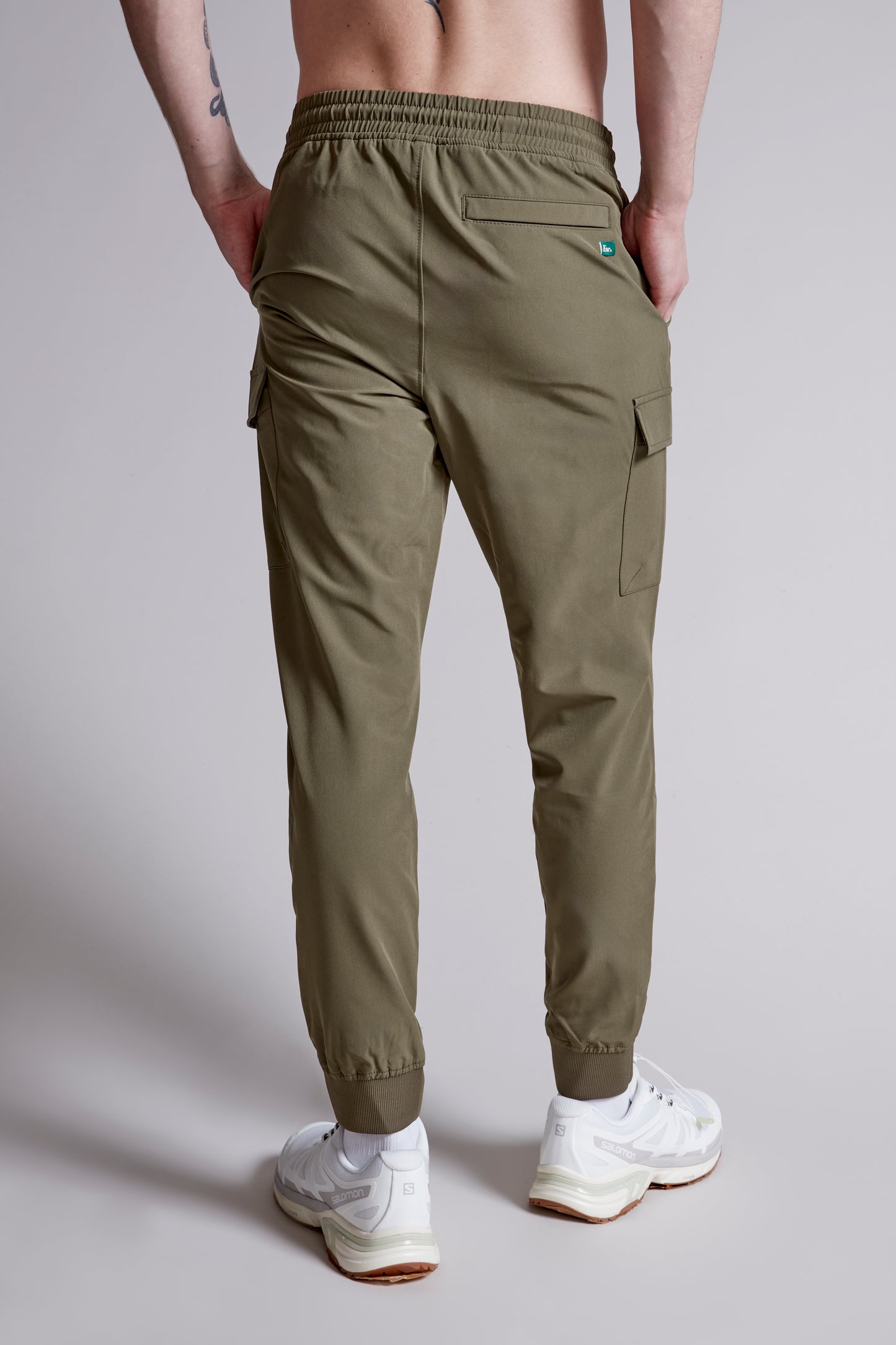 Nylon Traveller Cargo Jogger – Light Olive